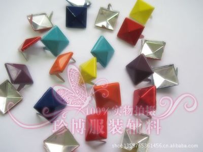 彩色爪釘批發(fā) 廠家直銷(xiāo)，品質(zhì)保證，點(diǎn)亮?xí)r尚設(shè)計(jì)